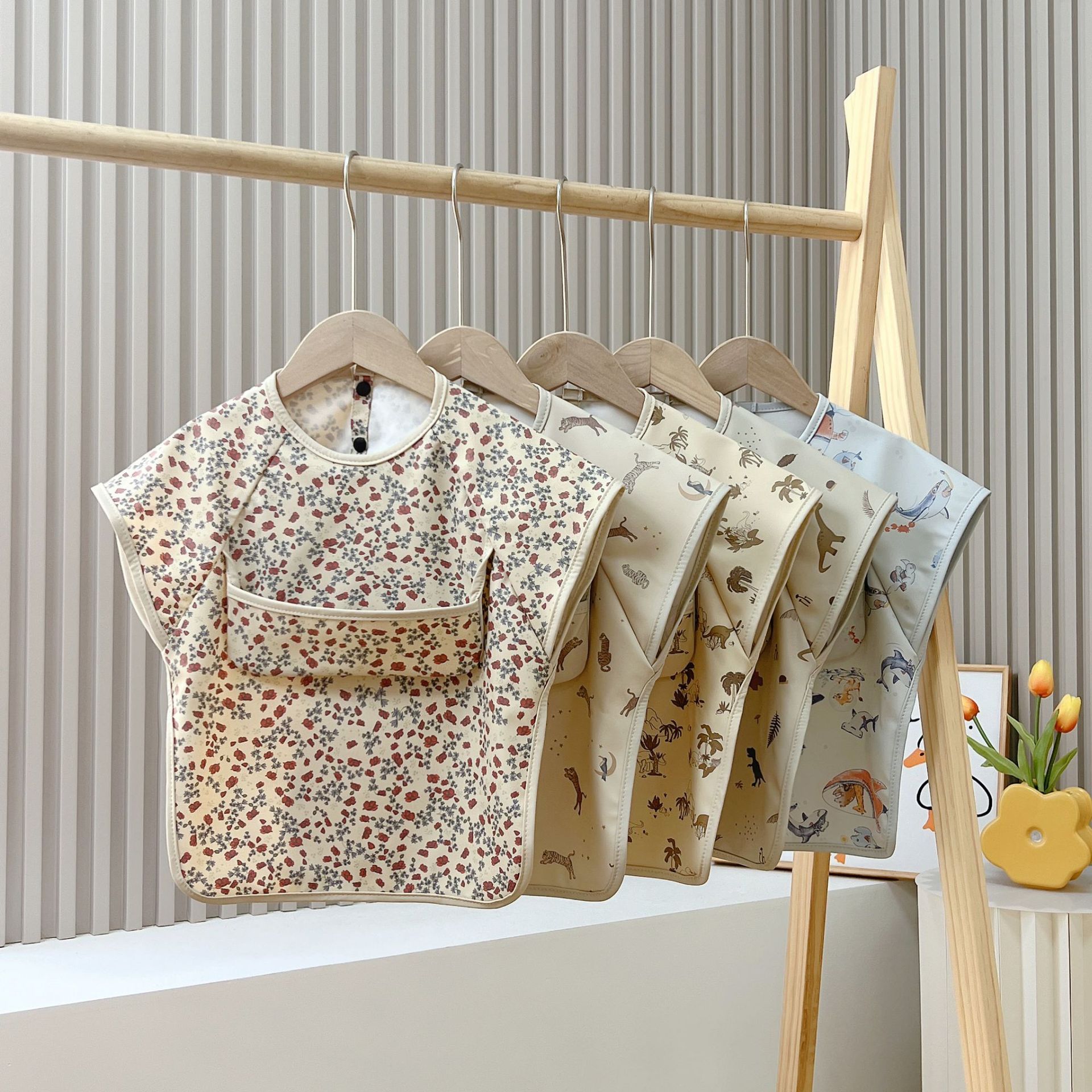 Baby Bibs Can Be Customized Wi - Baby Food Logo 评论和价格