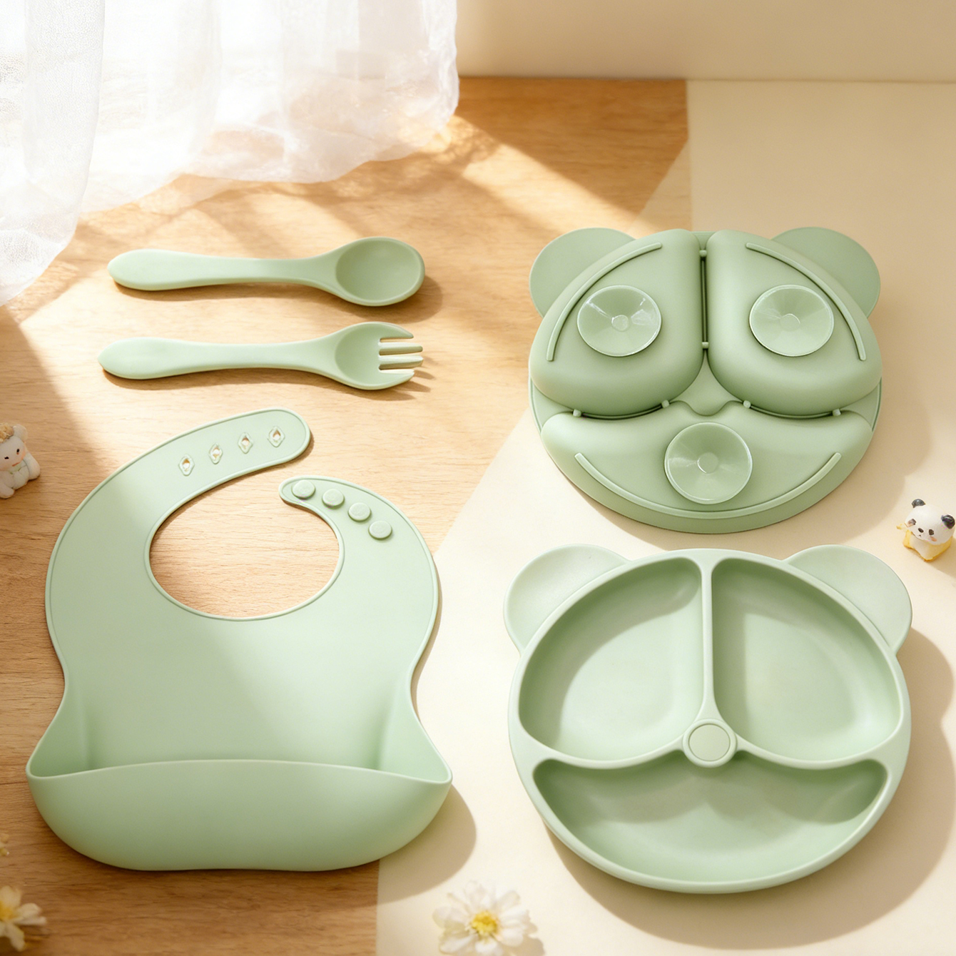 4PCS Baby Feeding Set with Bib - Baby Food Feeder 评论和价格